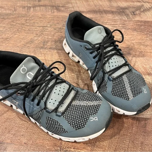 On Running Women's Sneakers - Blue and Black - Picture 11 of 13